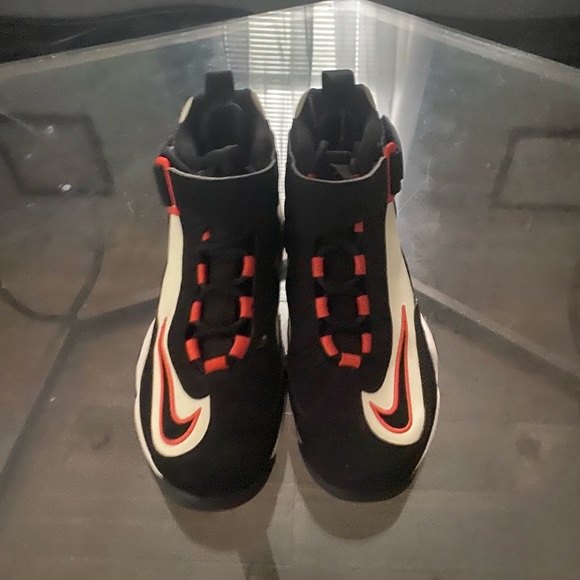 Nike Air Griffey Max 1 Sneaker Size 8 San Francisco Giants DZ5280-100 - Picture 1 of 4